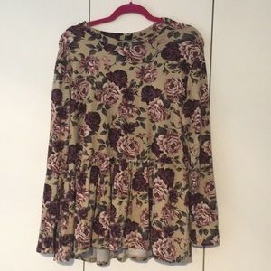 Agnes & Dora relaxed ruffle